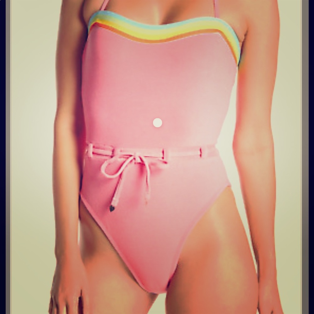 Retro style one piece with removable strap! Juicy